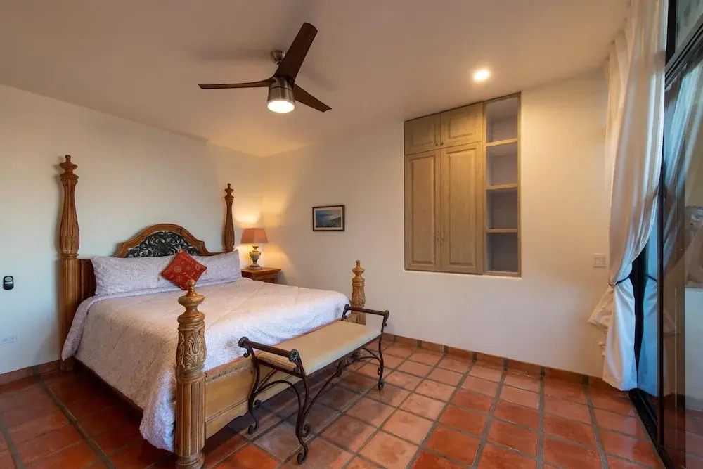 Large Villa for up to 32 People Near Medano Beach: Villa Diamante de Law