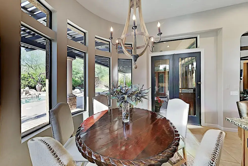 Lavish Desert Pool In Private Community 3 Bedroom Home