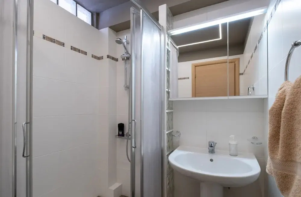 Sirena Tolo Luxury Apartment