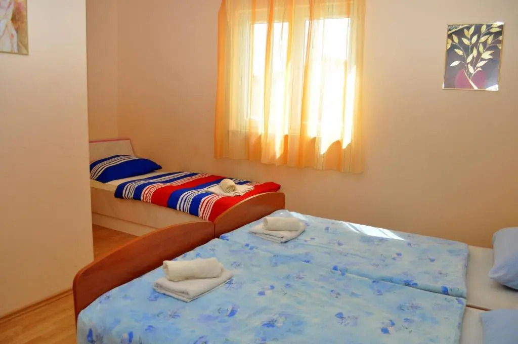 Apartments Ivica