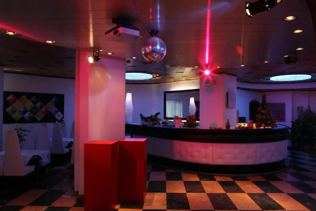 Royal Olympic Hotel