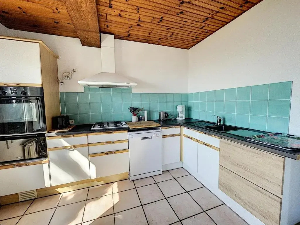 Maison Jullouville, 5 pièces, 8 personnes - FR-1-361-27