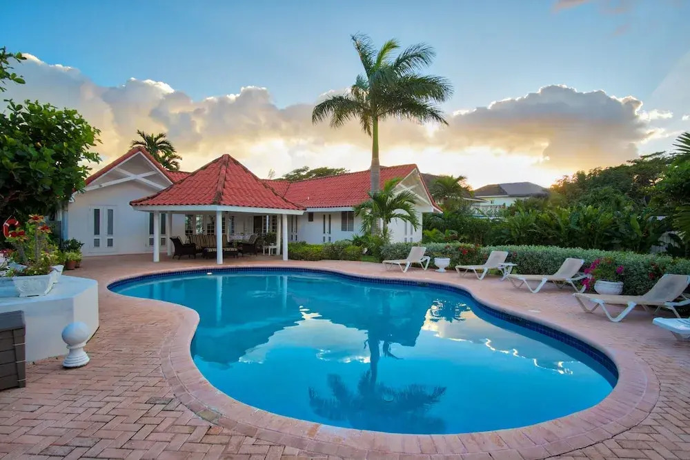 Sunspots Villa
