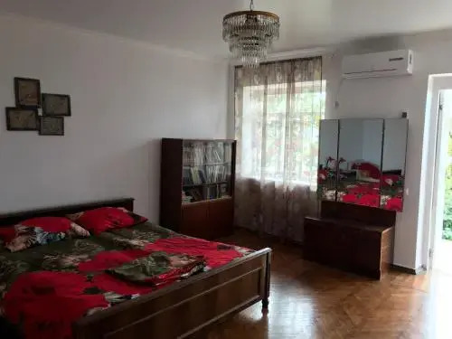 Guest house Geroev 16 marta