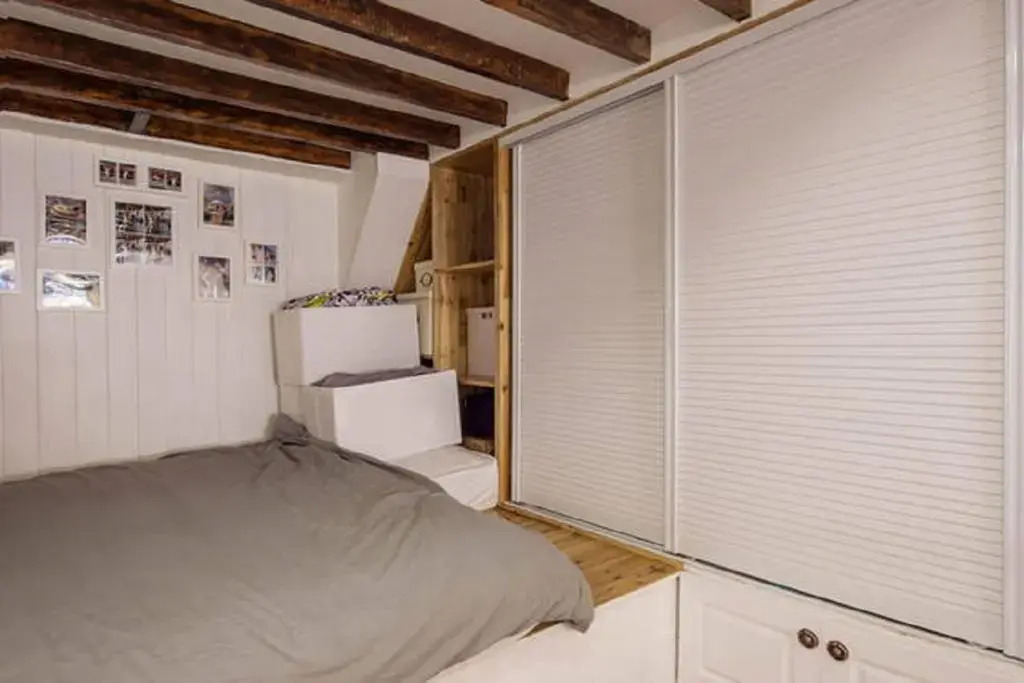 Loft In Stone Gate House