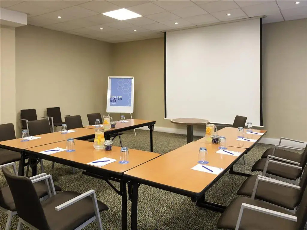 Novotel Newcastle Airport