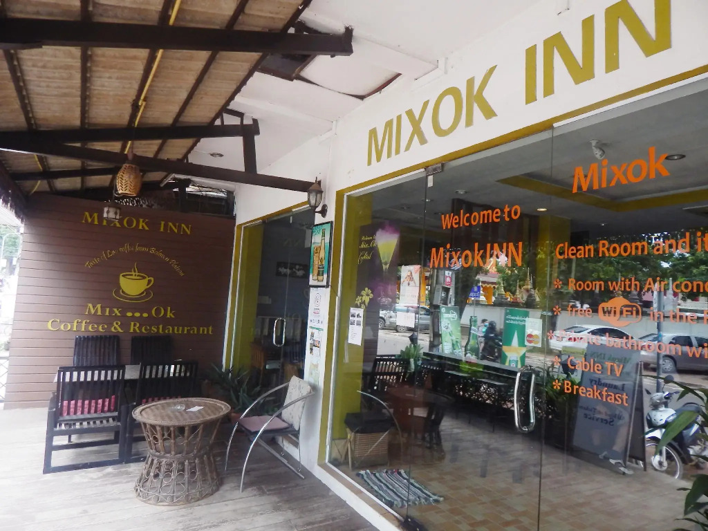 Mixok Inn