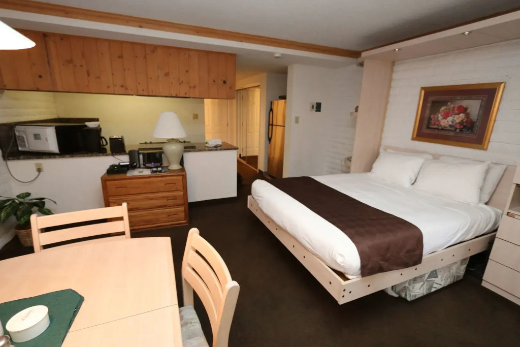 North Lake Lodges & Villas