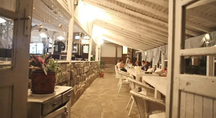 Hotel Laguna