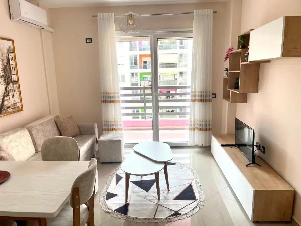 Modern & Cozy Apartment