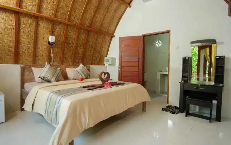 Warna Beach Hotel