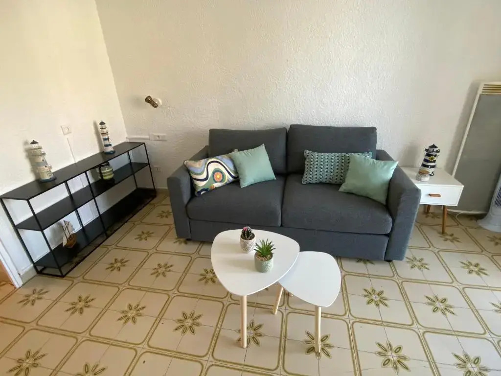 Studio spacieux avec patio en centre ville
