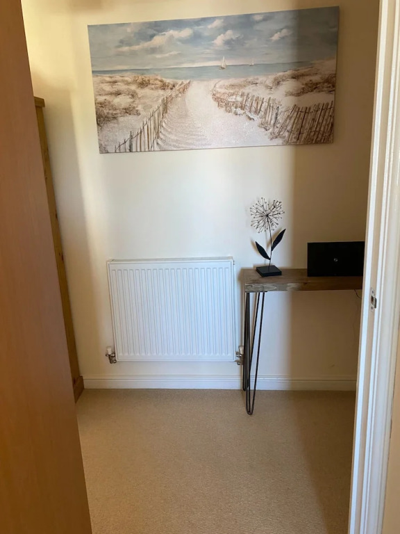 2BR &2 Bath Riverside Penthouse 2 Parking View Near St Neots