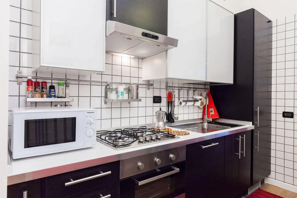 Almes Roma B&B
