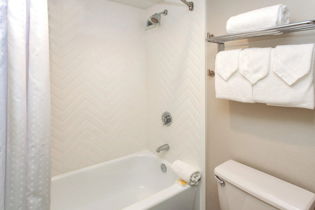 Holiday Inn Bridgeport-Trumbull-Fairfield