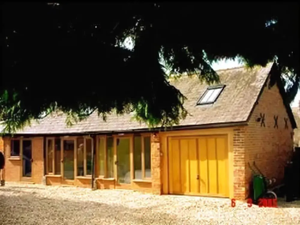 Follets B & B