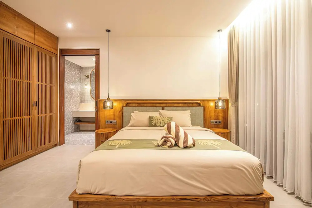 Luxury 3BR Retreat Jungle View, Near Ubud Center
