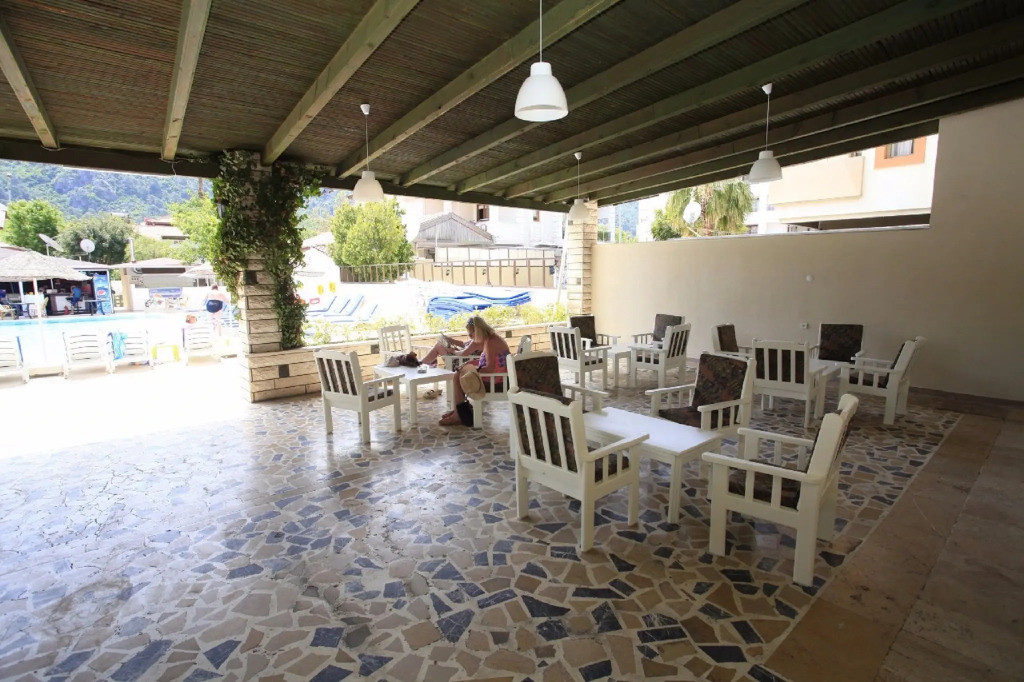 Private Hotel