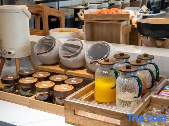 Atour Hotel Hangzhou Binjiang Yuanlun Building