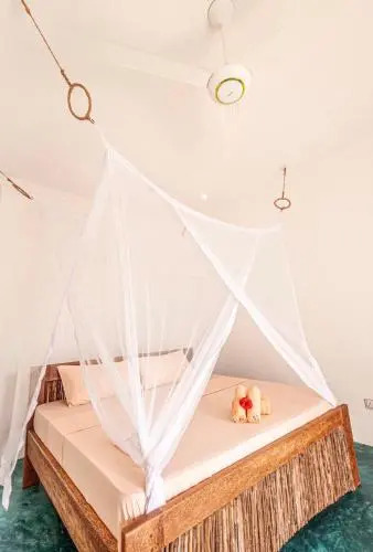 Siri Beach Lodge