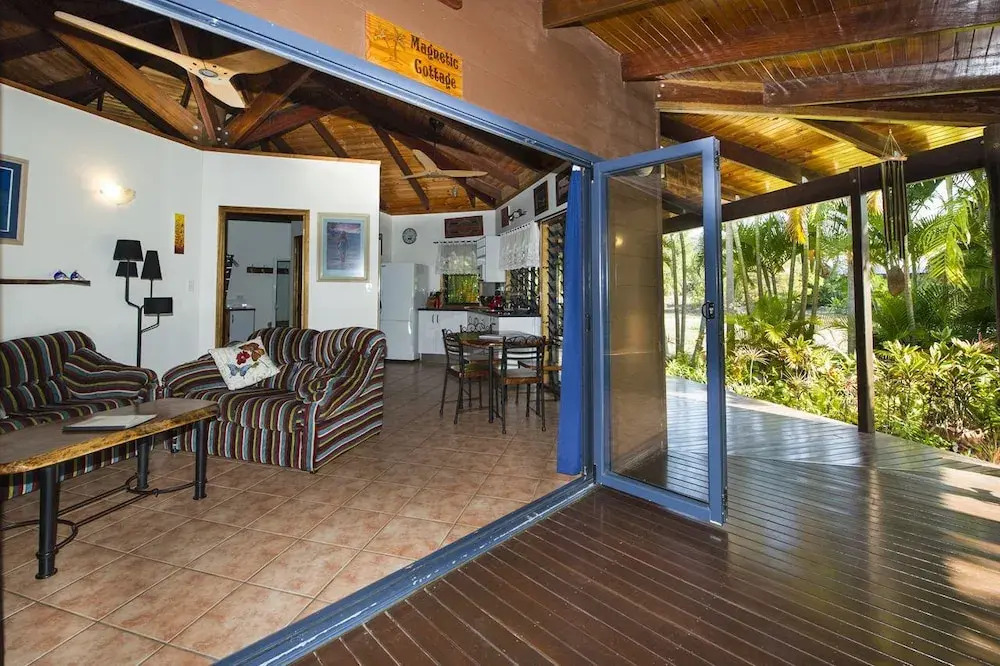 Magnetic Cottage