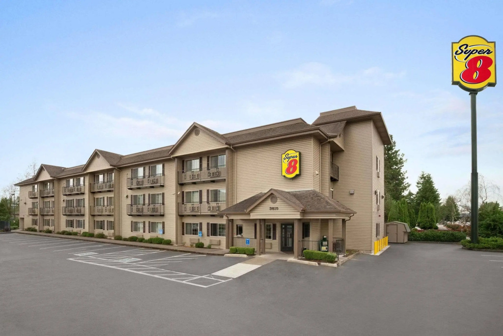 Spark by Hilton Springfield Eugene