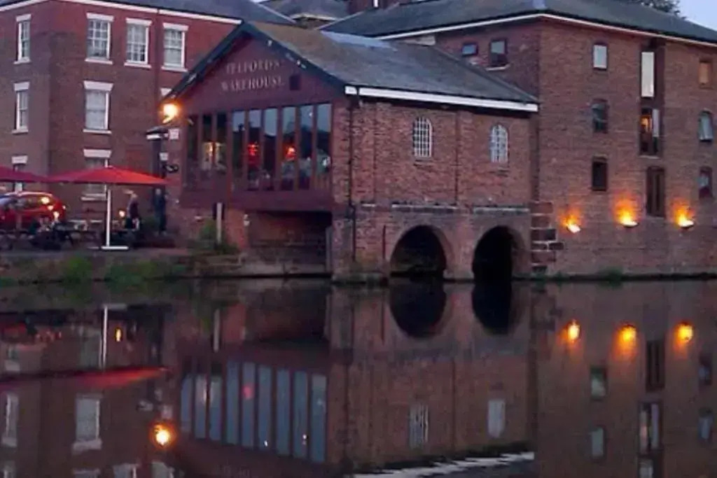 Chester Water view thirty8