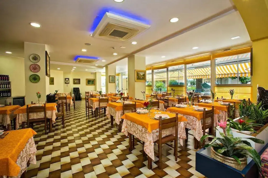 Hotel Antares