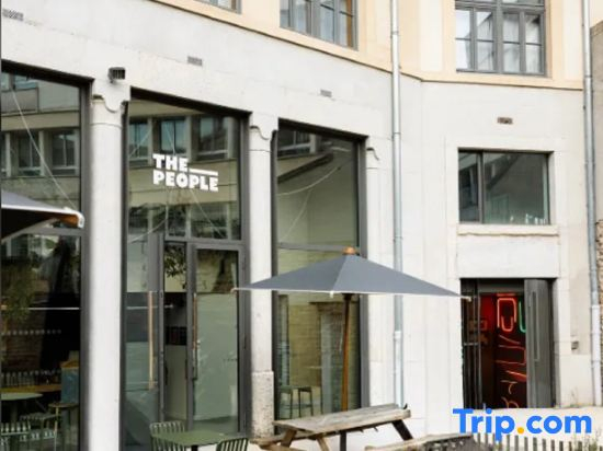 The People Lyon Hostel
