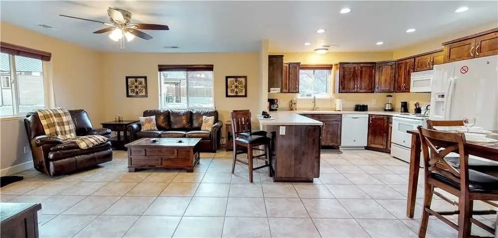 Moab Trails Inn ~ A - 2 Br Duplex