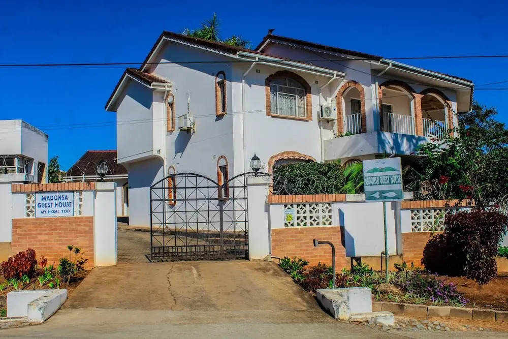 Madonsa Guest House