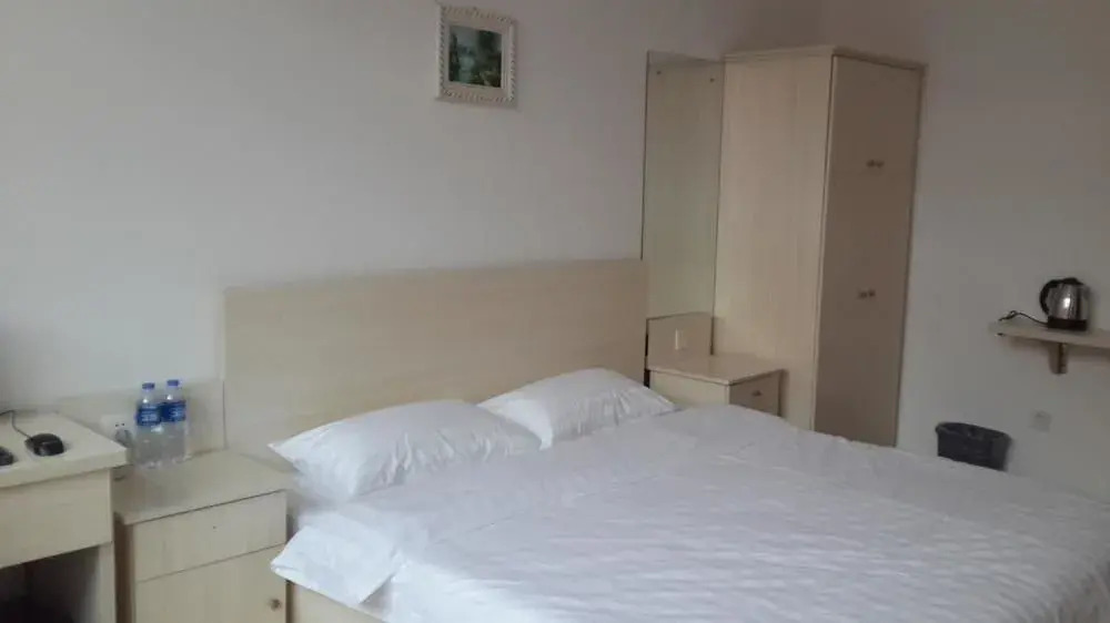 XinHai Hotel