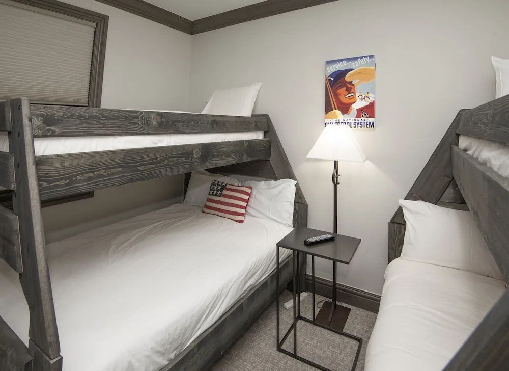 Ski In Ski Out Townhome in Rocky Mountain Access to Elkhorn Chairlift by RedAwning