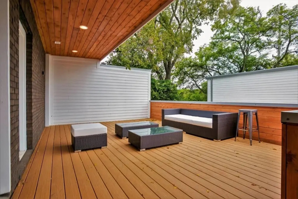4br/3.5ba w/ Loft, Deck, & Ping Pong by Domio