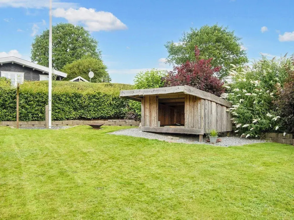 6 person holiday home in Hejls