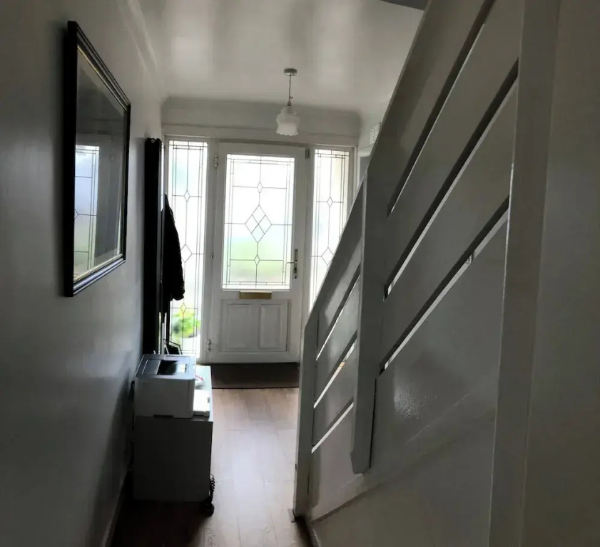 Limegrove, Comfortable Three Bedroom House