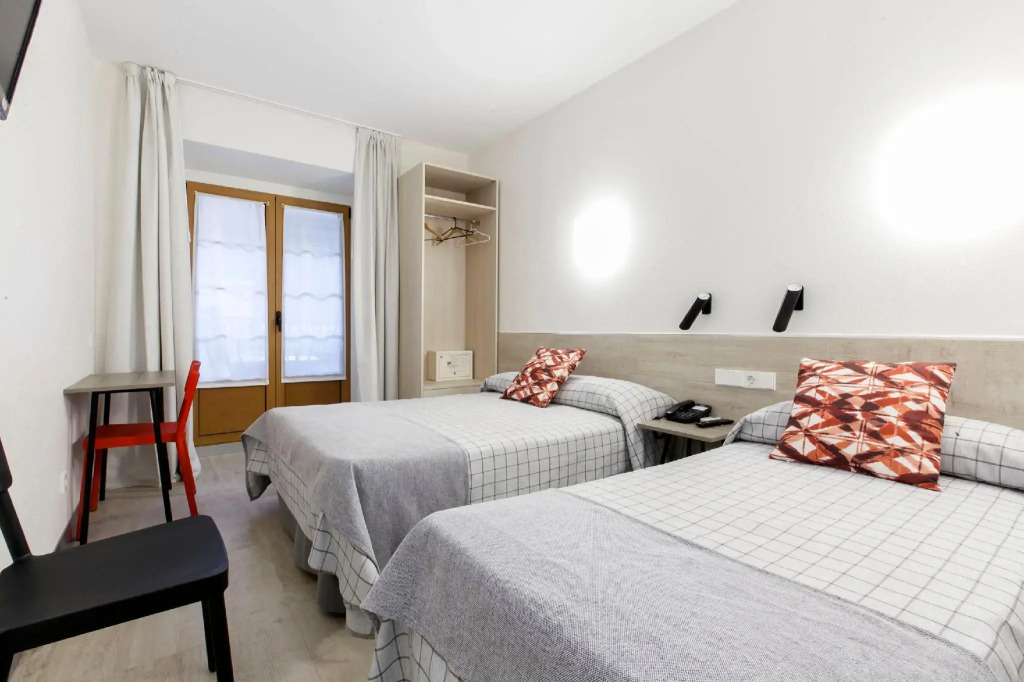 Hostal Castilla II Puerta del Sol