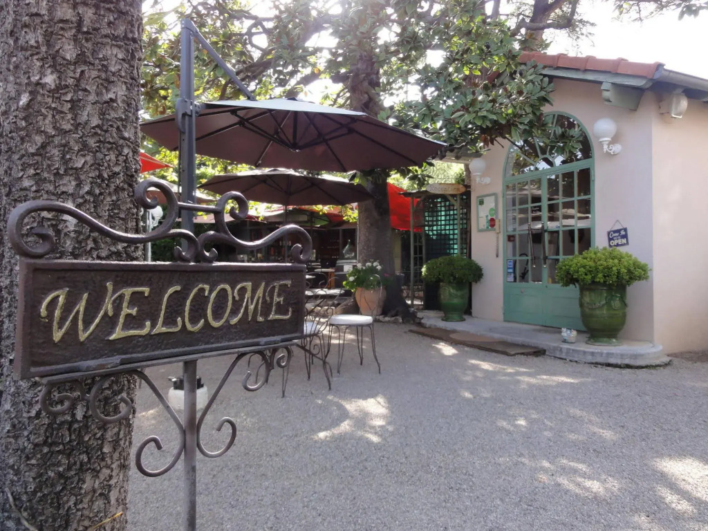 La Villa Roseraie , Hôtel Familial OUVERT TOUTE LANNEE
