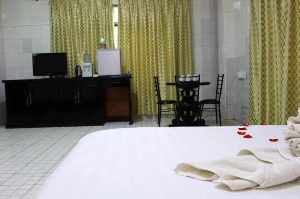 Sann Shwin Hotel