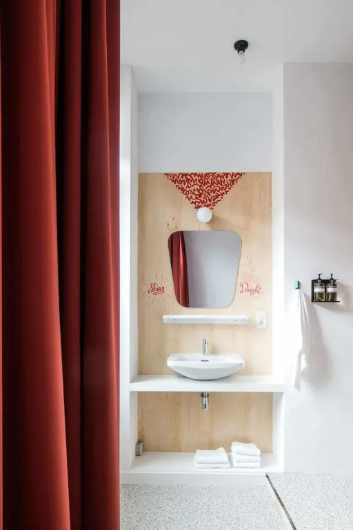 Room&Moor