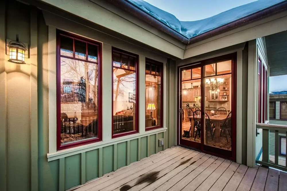 Coopers Collection 13 - Lowell Avenue Getaway