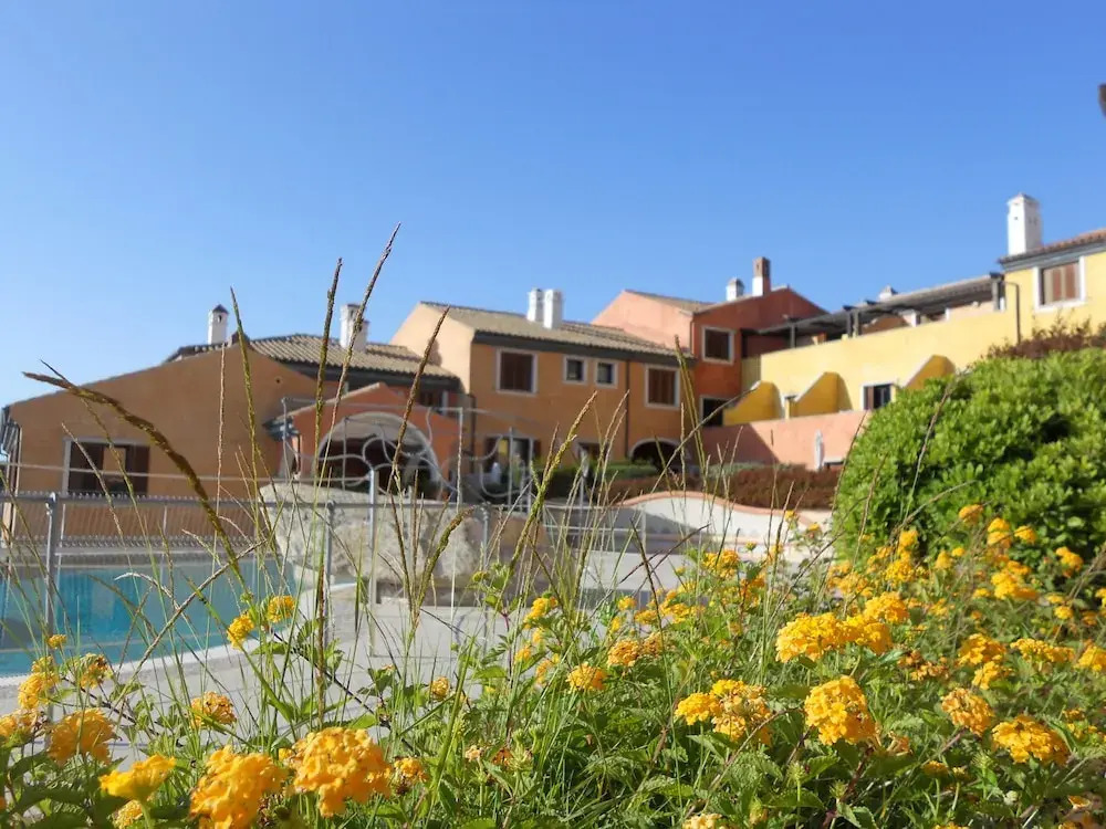 Residence Borgo Punta Villa