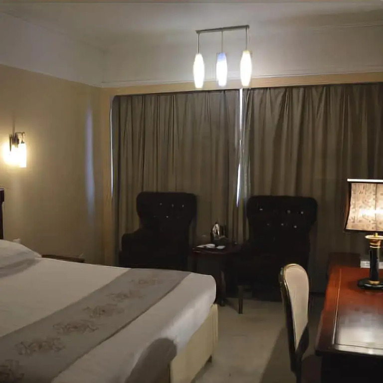 Qinhuangdao Zhongmei Hotel