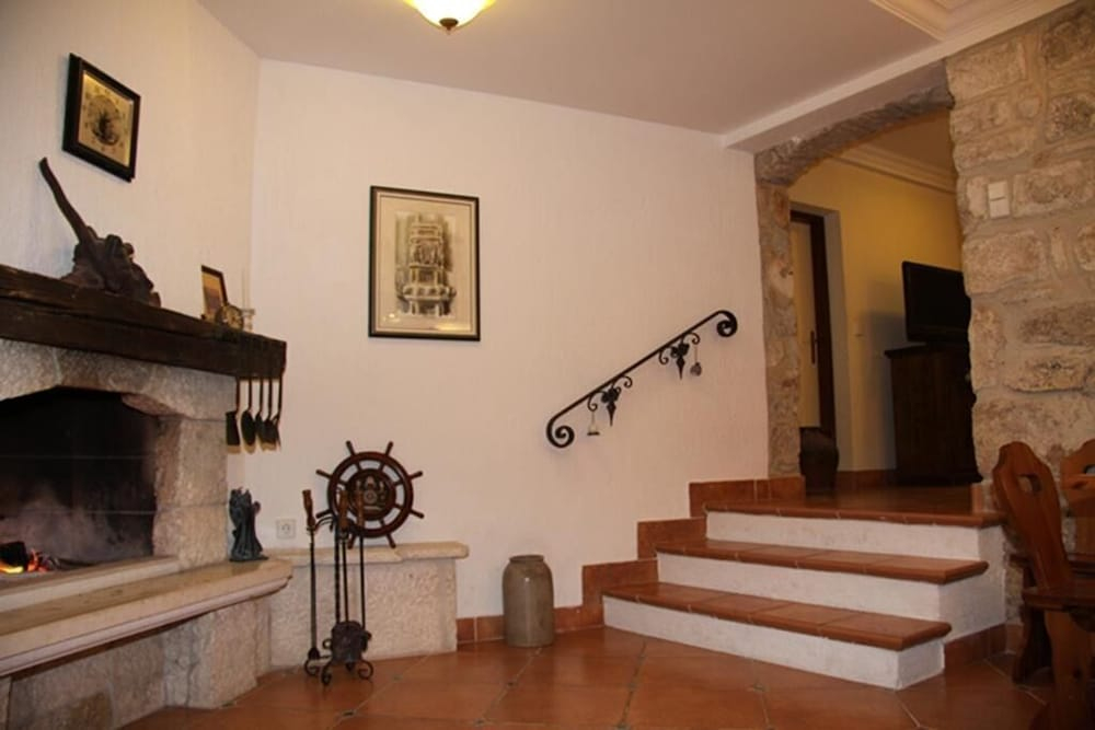 House Davor