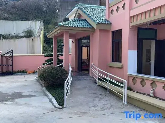 Zhongda Langxu Shengsi Social Endowment Service Center