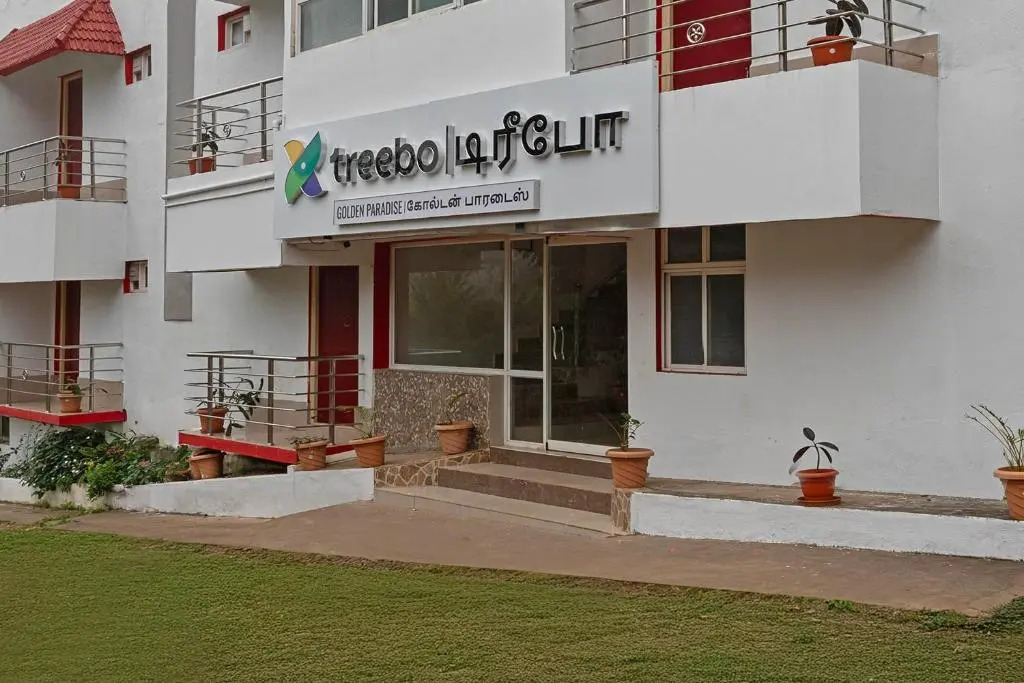 Treebo Golden Paradise