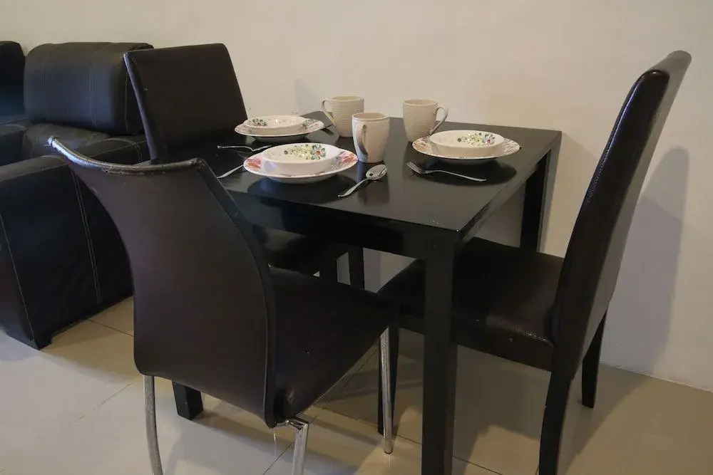 OYO Home 577 Premium 1BR Taragon Puteri