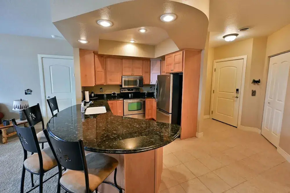 Unit 433a 1 Bd 1 Ba Condo 1 Bedroom Condo by RedAwning