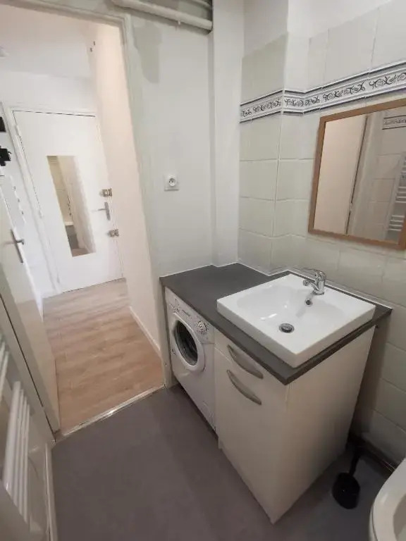 Appartement au cœur de cassis vue sur le parc