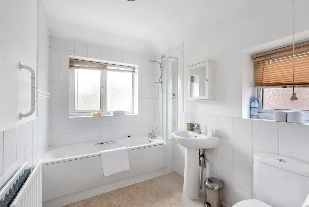Cozy 1 Bedroom Home Near Central